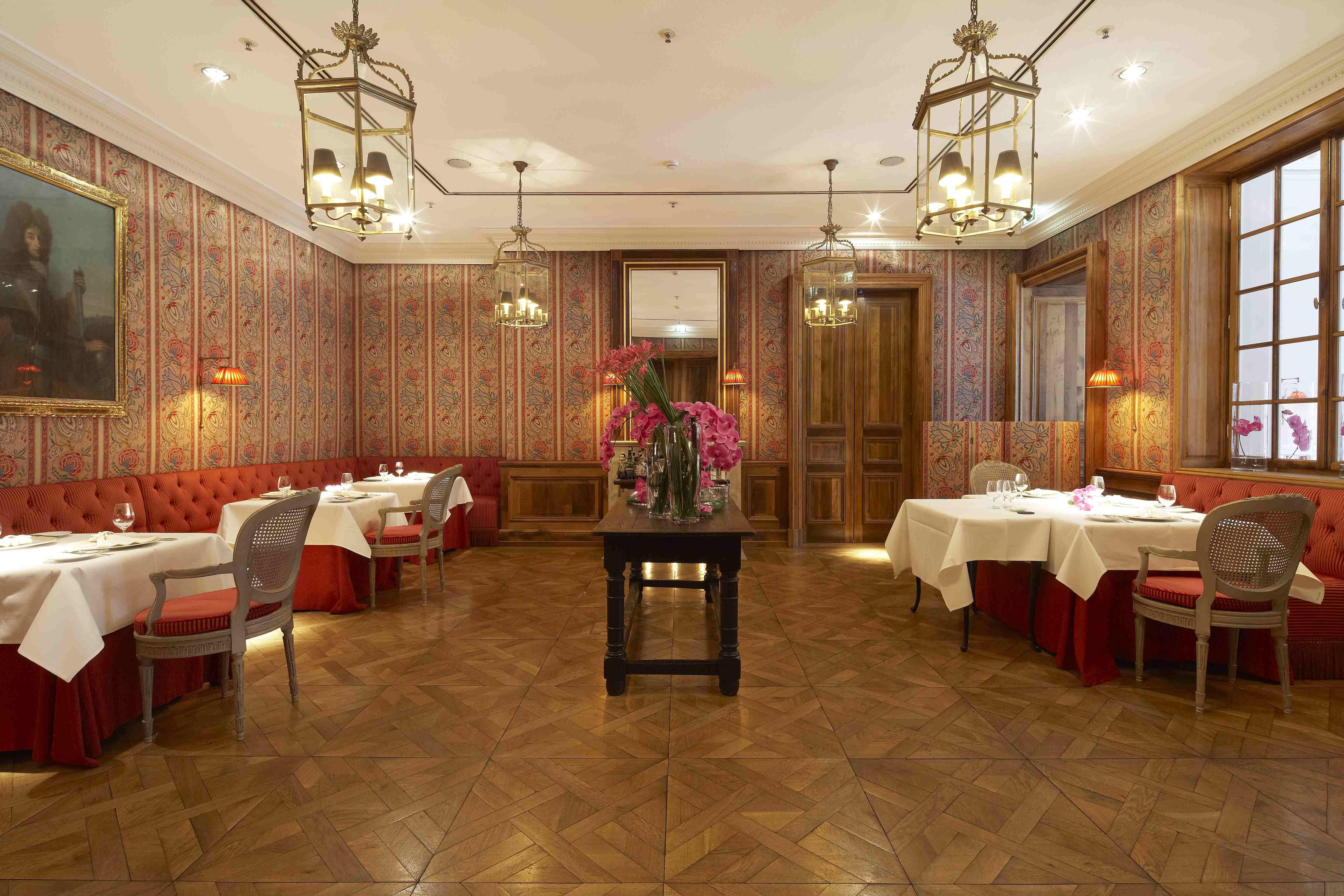 Steigenberger Icon Frankfurter Hof Hotel Frankfurt am Main Exterior foto Restaurant "Le Dôme"