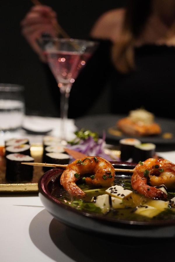 Steigenberger Icon Frankfurter Hof Hotel Frankfurt am Main Exterior foto Shrimp and sushi